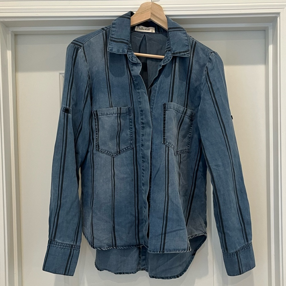 Bella Dahl Button down chambray shirt